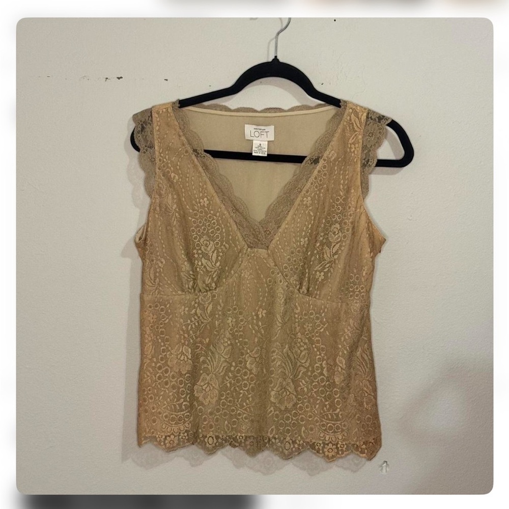 LOFT Vintage Women's Beige Lace Blouse